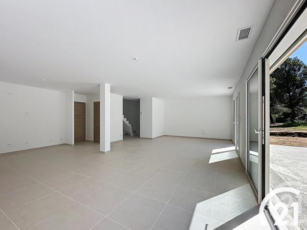 Maison à vendre  6 pièces - 123 m2 ROBION - 84