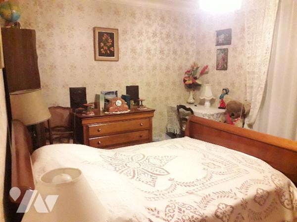 GRAND PAVILLON DE CONSTRUCTION ARTISANALE PROCHE ZOO DE BEAUVAL