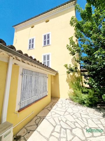 Affaire Draguignabelle maison de ville F4 230m de terrain vendu avec 3 places de parking 265000€ dpe C Draguignan (83300)