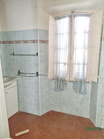 Affaire Draguignabelle maison de ville F4 230m de terrain vendu avec 3 places de parking 265000€ dpe C Draguignan (83300)
