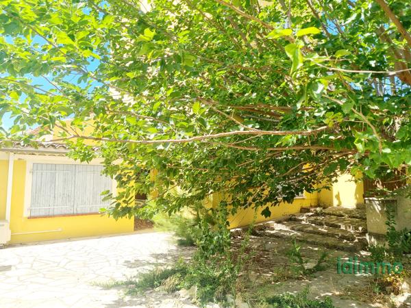 Affaire Draguignabelle maison de ville F4 230m de terrain vendu avec 3 places de parking 265000€ dpe C Draguignan (83300)