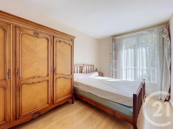 Appartement T3 à vendre  4 pièces - 72,44 m 2   REZE  - 44