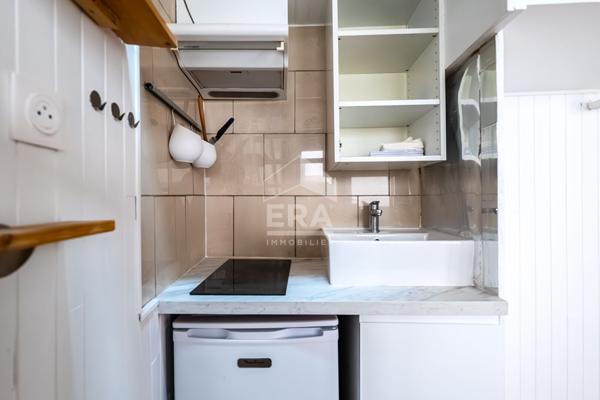 Appartement Paris 1 pièce(s) 12.84 m2