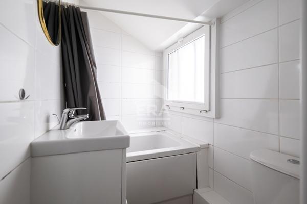 Appartement Paris 1 pièce(s) 12.84 m2