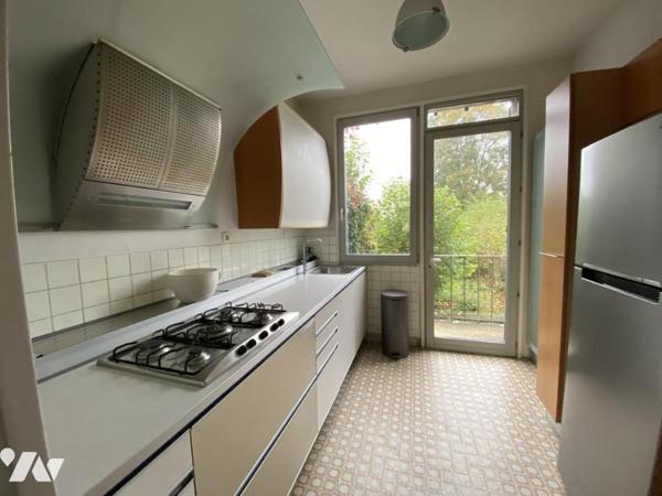 SENLIS - A PROXIMITE IMMEDIATE DU CENTRE VILLE