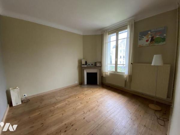 SENLIS - A PROXIMITE IMMEDIATE DU CENTRE VILLE