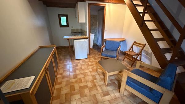 Studio meublé avec mezzanine