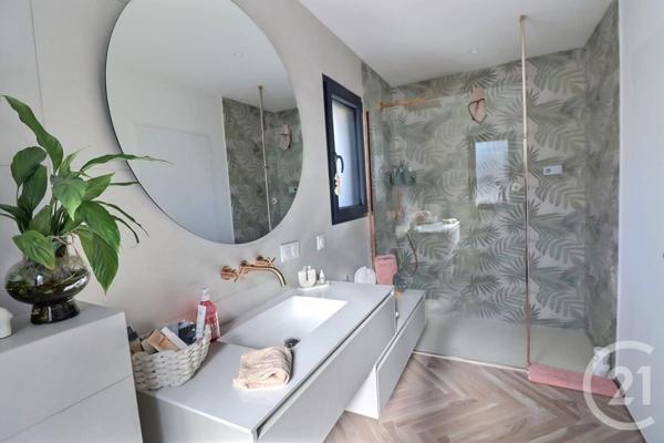 Maison à vendre  5 pièces - 145 m2 FREJUS - 83