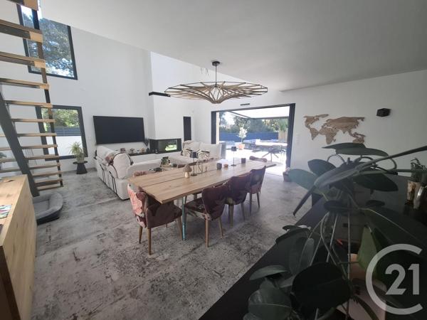 Maison à vendre  5 pièces - 145 m2 FREJUS - 83