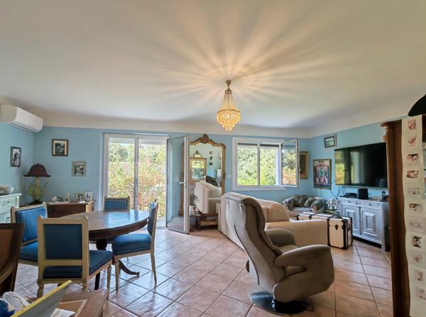 Maison Le Pradet 6 pièce(s) 126.48 m2 - LE PRADET Entre Centre-ville et les plages