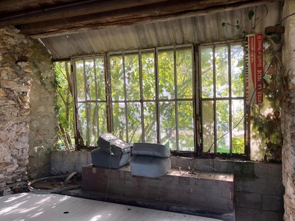 Atelier/grange à aménager