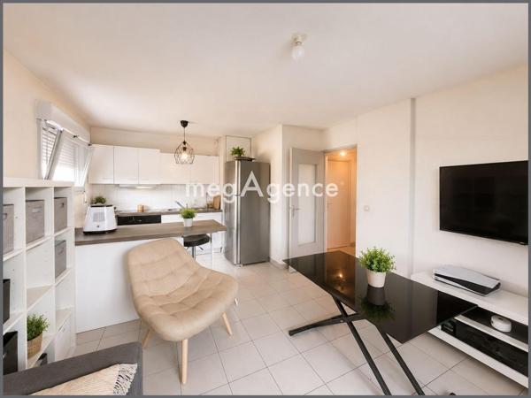 Appartement à LYON 7E ARRONDISSEMENT, 69007 - 2 pièces 40m²