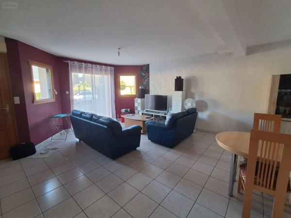 Location - Maison Vitré 35500 5 pièces 100 m 2 562 m 2