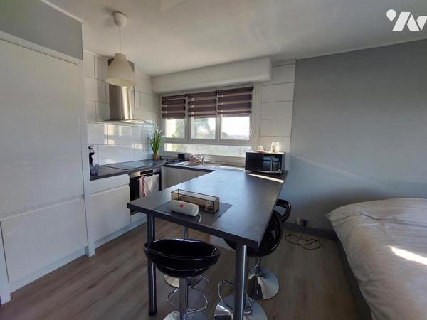 APPARTEMENT + CAVE + PLACE DE PARKING PRIVATIVE