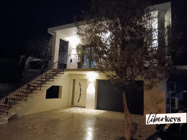 Volume, lumière et confort : une villa où il fait vraiment bon vivre !