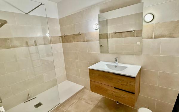 Appartement à vendre    3 pièces • 66,36 m2 Vence