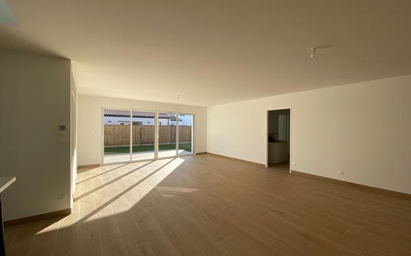 Maison à louer    3 pièces • 113 m2 Puilboreau