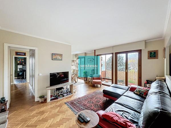Appartement 4 pièces 69 m² - Le Plessis Bouchard - Deux balcons - Cave et Box