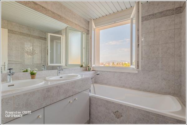 Appartement à vendre 97 m², 3 chambres, garage, Exclusivité, Sainte Foy Les Lyon Centre (69)