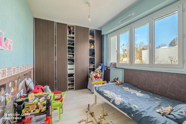 Appartement à vendre 97 m², 3 chambres, garage, Exclusivité, Sainte Foy Les Lyon Centre (69)