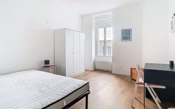 Appartement à louer    6 pièces •  Brest