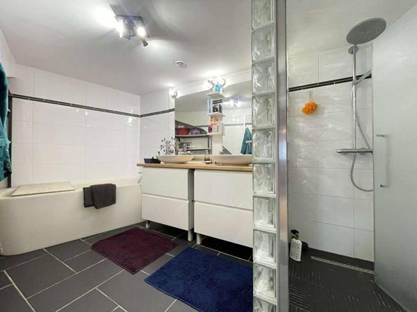 Maison Batz Sur Mer 6 pièce(s) 145 m2