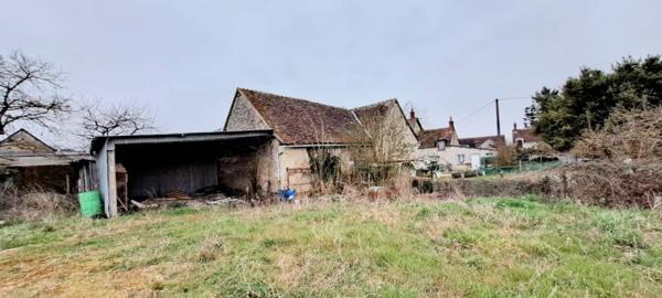 Grange à restaurer sur terrain de 679 m2