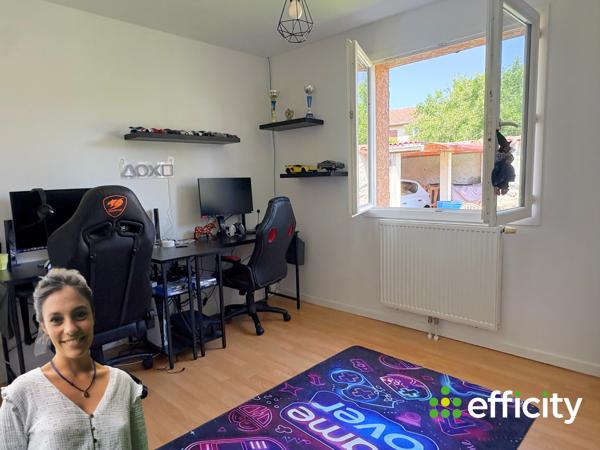 Maison
         5 pièces
        - 114 m² Exclusivité 259 900 € *