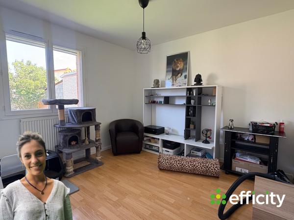 Maison
         5 pièces
        - 114 m² Exclusivité 259 900 € *