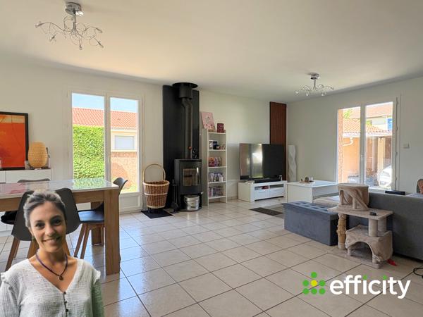 Maison
         5 pièces
        - 114 m² Exclusivité 259 900 € *