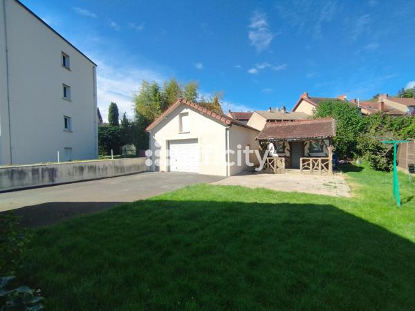 Maison
         7 pièces
        - 120 m² 155 000 € *