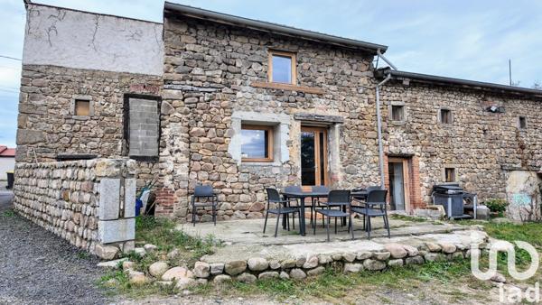 Maison 4 pièces de 110 m² à Saint-Just-Saint-Rambert (42170)