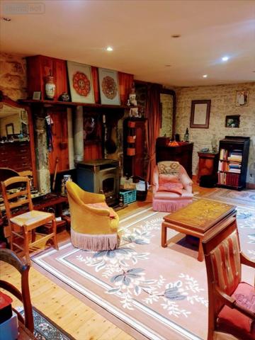 Maison restaurée à vendre à Saint-Martin-de-Varreville dans la Manche (50480), ref : 2164