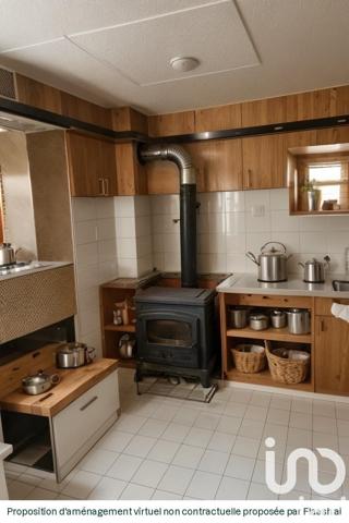 Maison 7 pièces de 169 m² à Saint-Privat (19220)