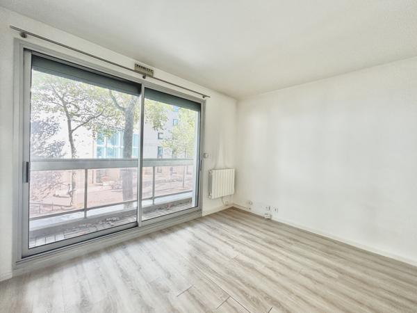 Studio 1 pièce(s) 27 m²