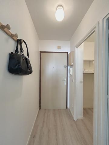 Studio 1 pièce(s) 27 m²