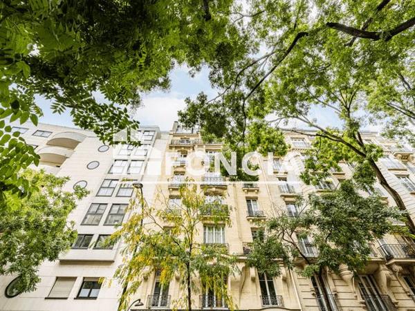 À vendre Appartement 3 pièces 69.87 m² - Paris 75015
