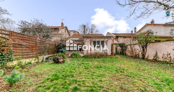 À vendre Maison 4 pièces 74.9 m² - Lyon 69008