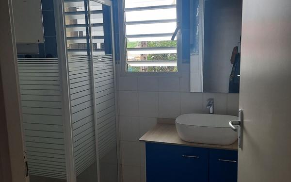 Appartement à louer    3 pièces •  Fort-de-France