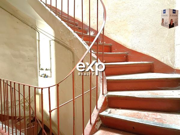 Les Routes Studio / 21m²