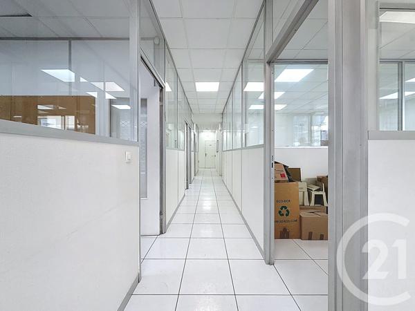 à vendre  135,95 m2 PARIS - 75020