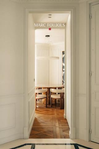 Paris XVI PLace des Etats Unis – appartement d’exception de 222 m² au 5ème étage avec balcon terrasse