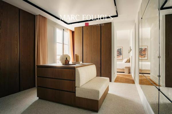 Paris XVI PLace des Etats Unis – appartement d’exception de 222 m² au 5ème étage avec balcon terrasse
