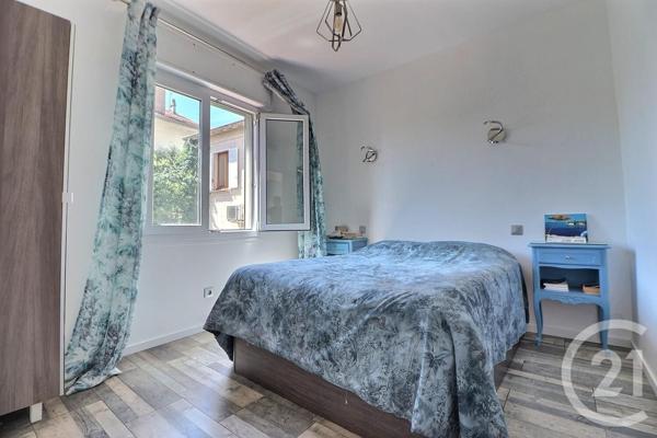 Maison à vendre  4 pièces - 77 m2 ST RAPHAEL - 83