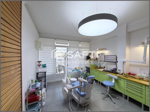 CANET EN ROUSSILLON, LOCAL PROFESSIONNEL A VENDRE AVEC LOCATAIRE EN PLACE