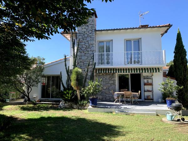 Maison traditionnelle T6 152m²