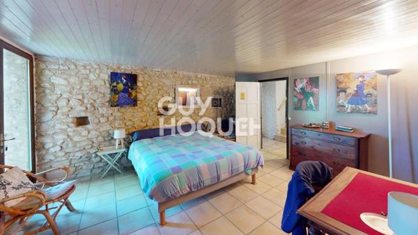 À VENDRE - Propriété de charme avec vue dominante à GRANE (26400)