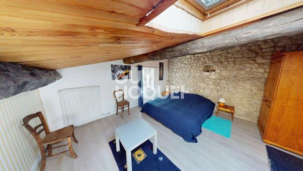 À VENDRE - Propriété de charme avec vue dominante à GRANE (26400)