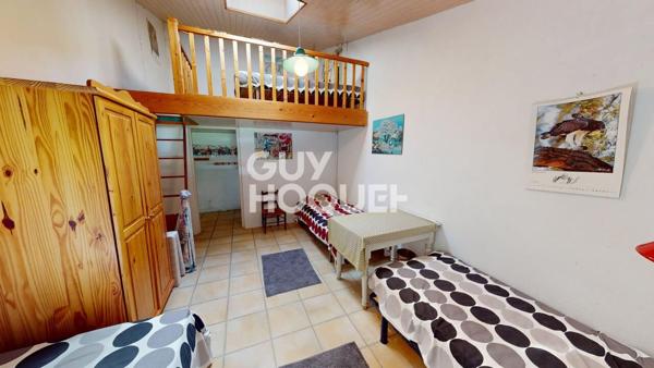 À VENDRE - Propriété de charme avec vue dominante à GRANE (26400)