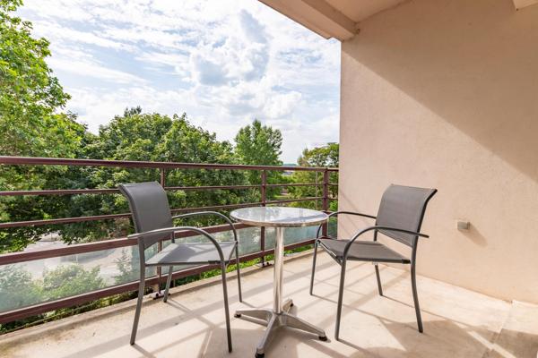 Appartement
         3 pièces
        - 63 m² Exclusivité 185 000 € *